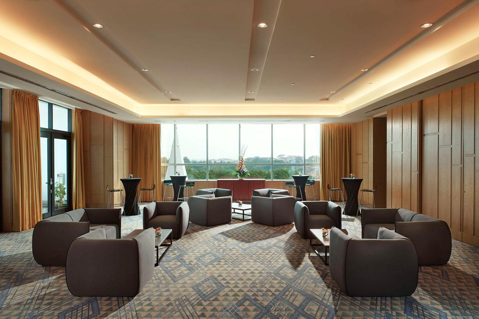 Doubletree By Hilton Johor Bahru Hotel Bagian luar foto