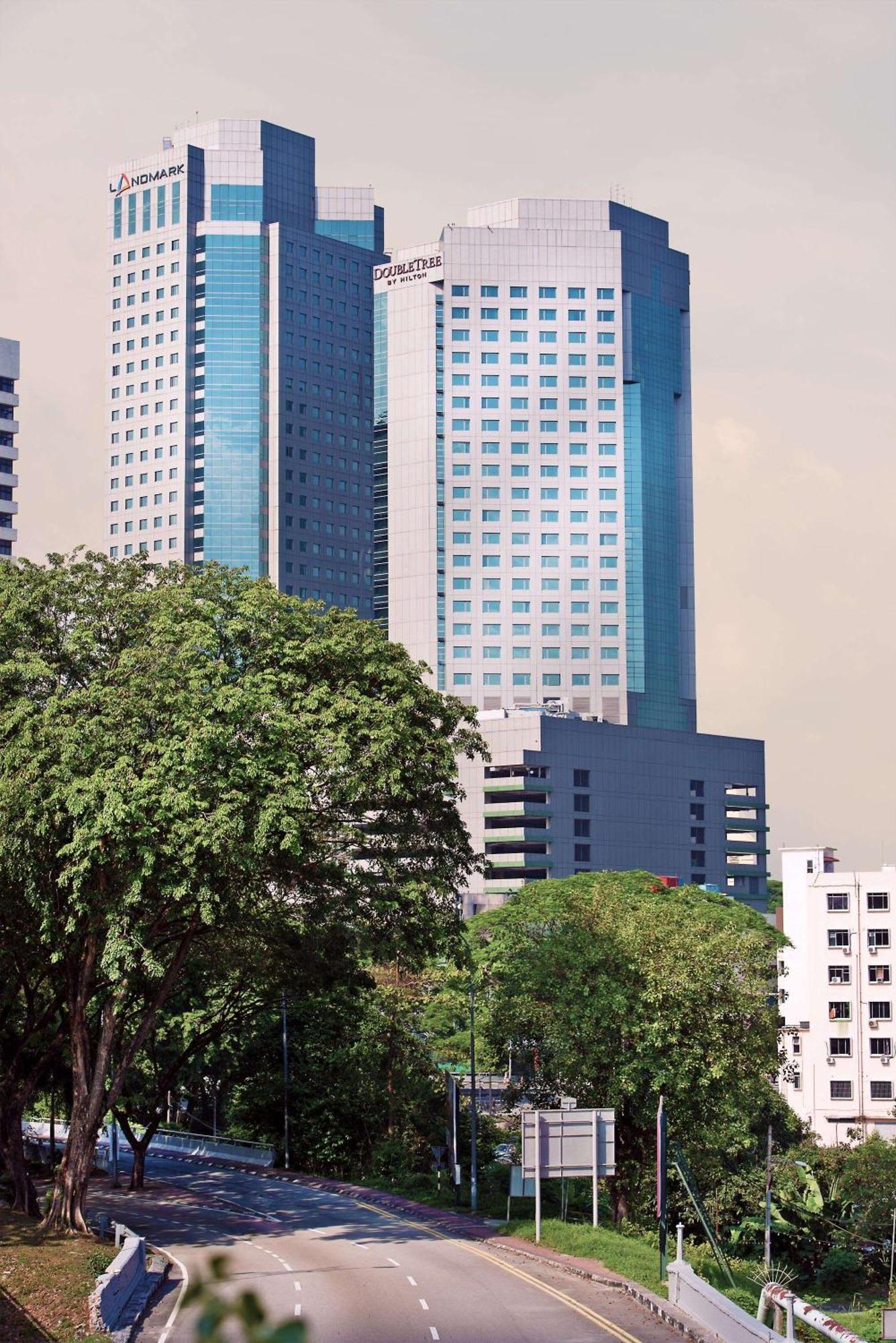 Doubletree By Hilton Johor Bahru Hotel Bagian luar foto